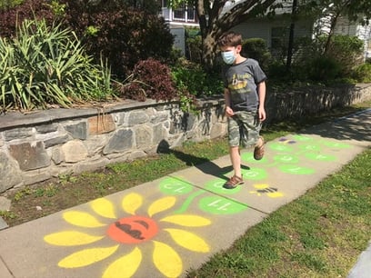 DIY Spray Sidewalk Chalk